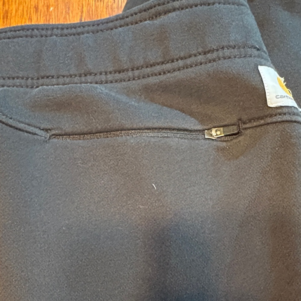 Carhartt women’s  Black Joggers - Picture 4 of 8